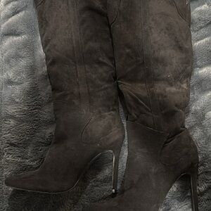 Women’s mid calf boots